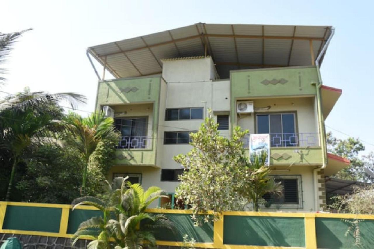 Gulmohar Cottages - Home Stay In Alībāg Exterior foto