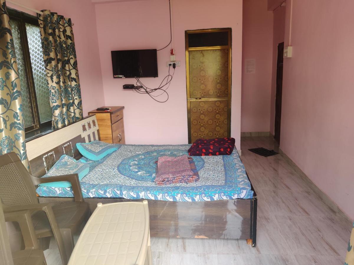 Gulmohar Cottages - Home Stay In Alībāg Exterior foto